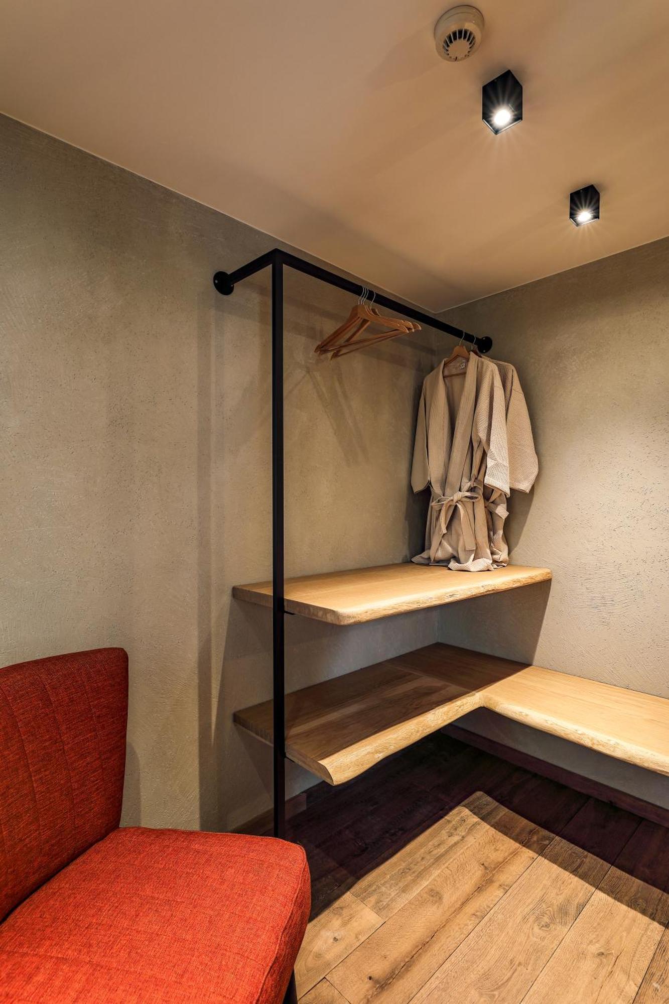 Aparthotel Couleur Basilic Rochefort Zewnętrze zdjęcie